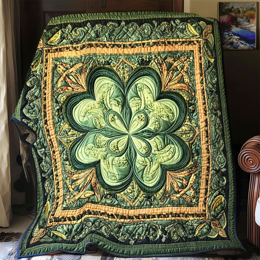 Lucky Clover WX0601023CL Quilt Blanket