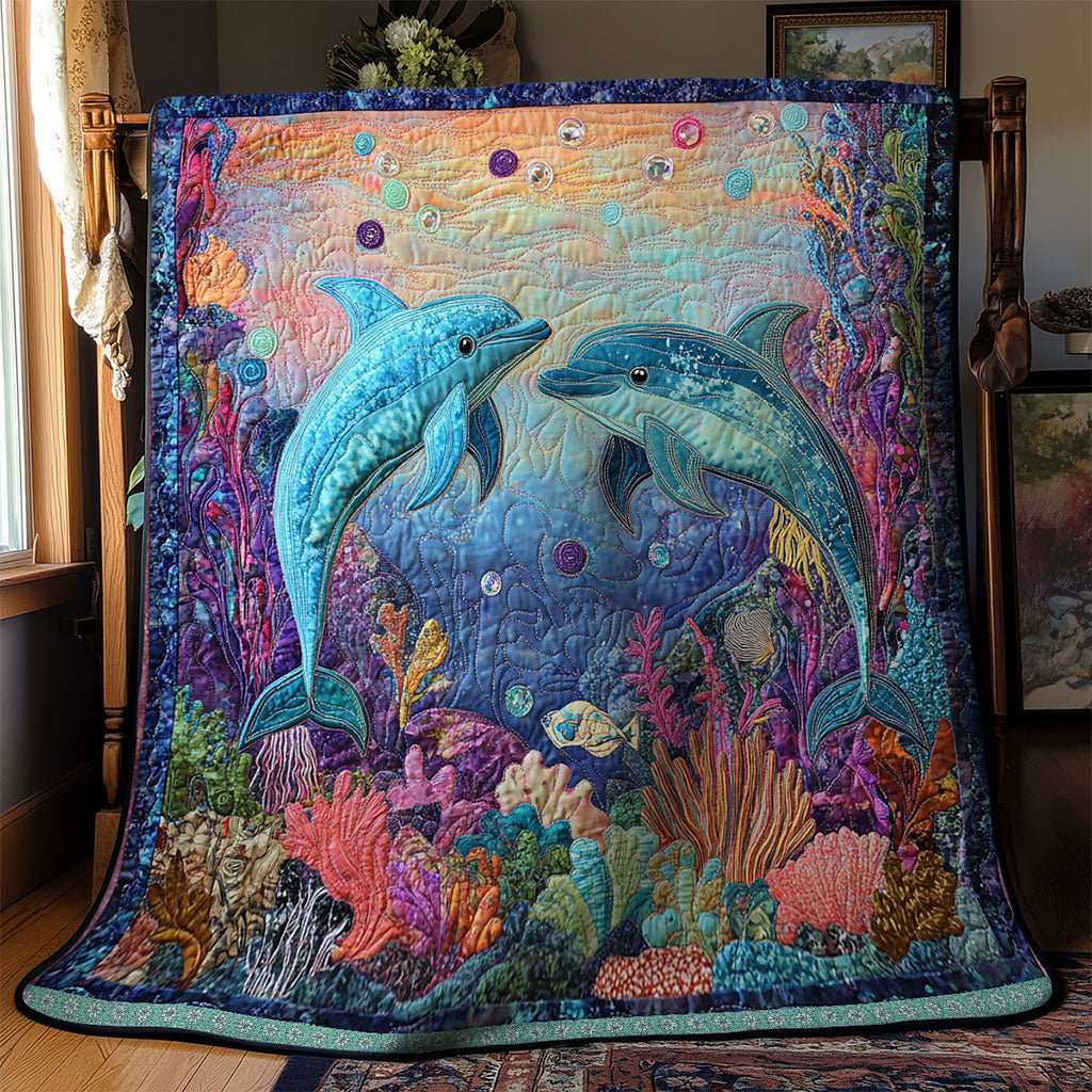 Dolphin Swimming WT0703106CL Quilt Blanket