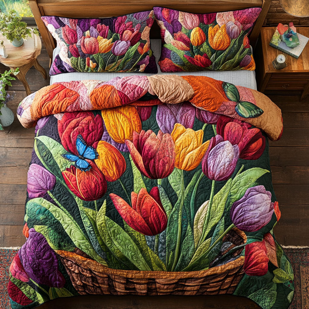 Colors Tulips WT0703068CL Quilted Bedding Set