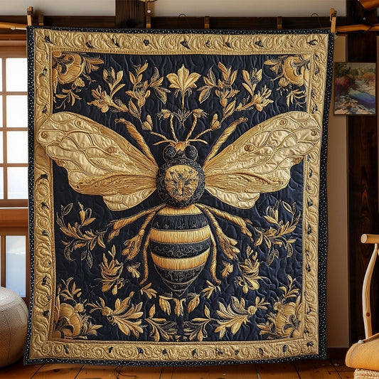 Royal Gold Bee WY1902059CL Quilt Blanket