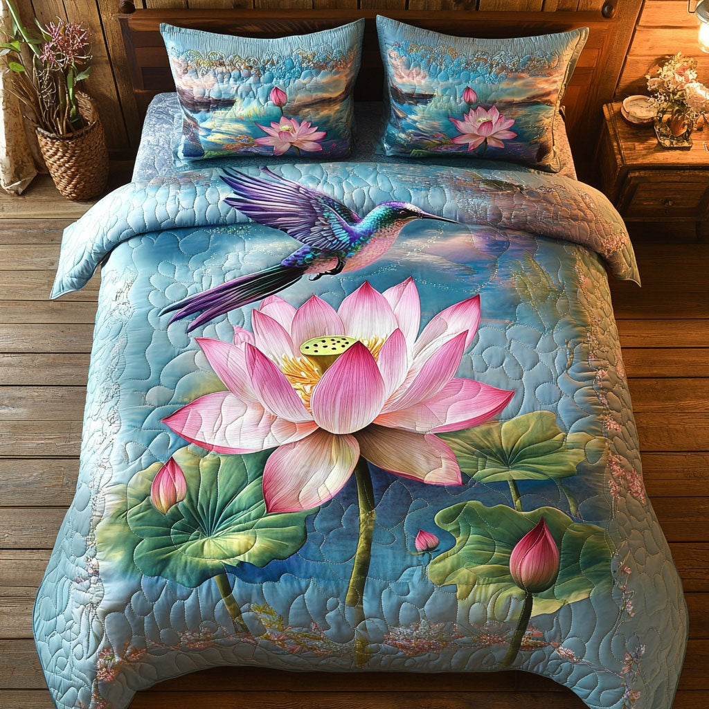 Hummingbird Lotus WT2402037CL Quilted Bedding Set