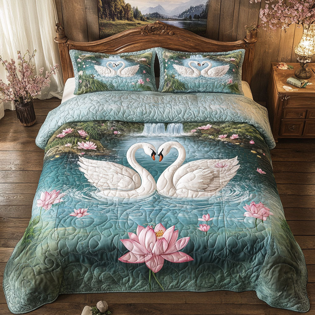 White Swans Lotus WT0703092CL Quilted Bedding Set
