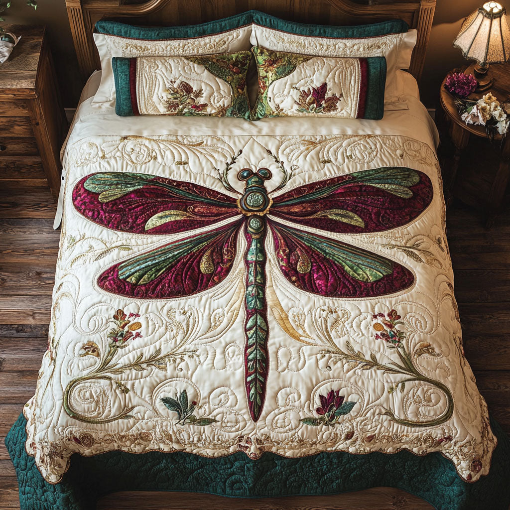 Dragonfly WX1302447CL Quilted Bedding Set