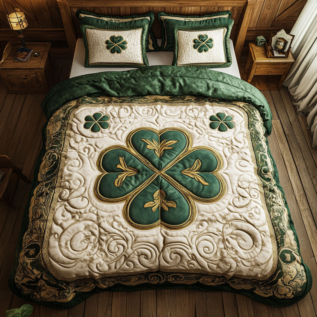 Lucky Clover WX1302480CL Quilted Bedding Set