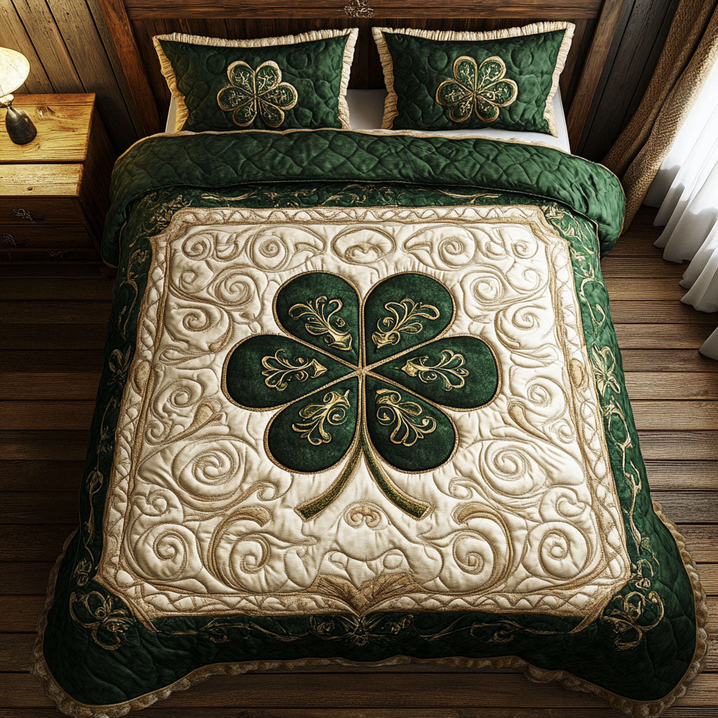 Lucky Clover WX1302481CL Quilted Bedding Set