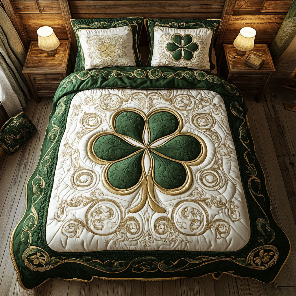 Lucky Clover WX1302482CL Quilted Bedding Set