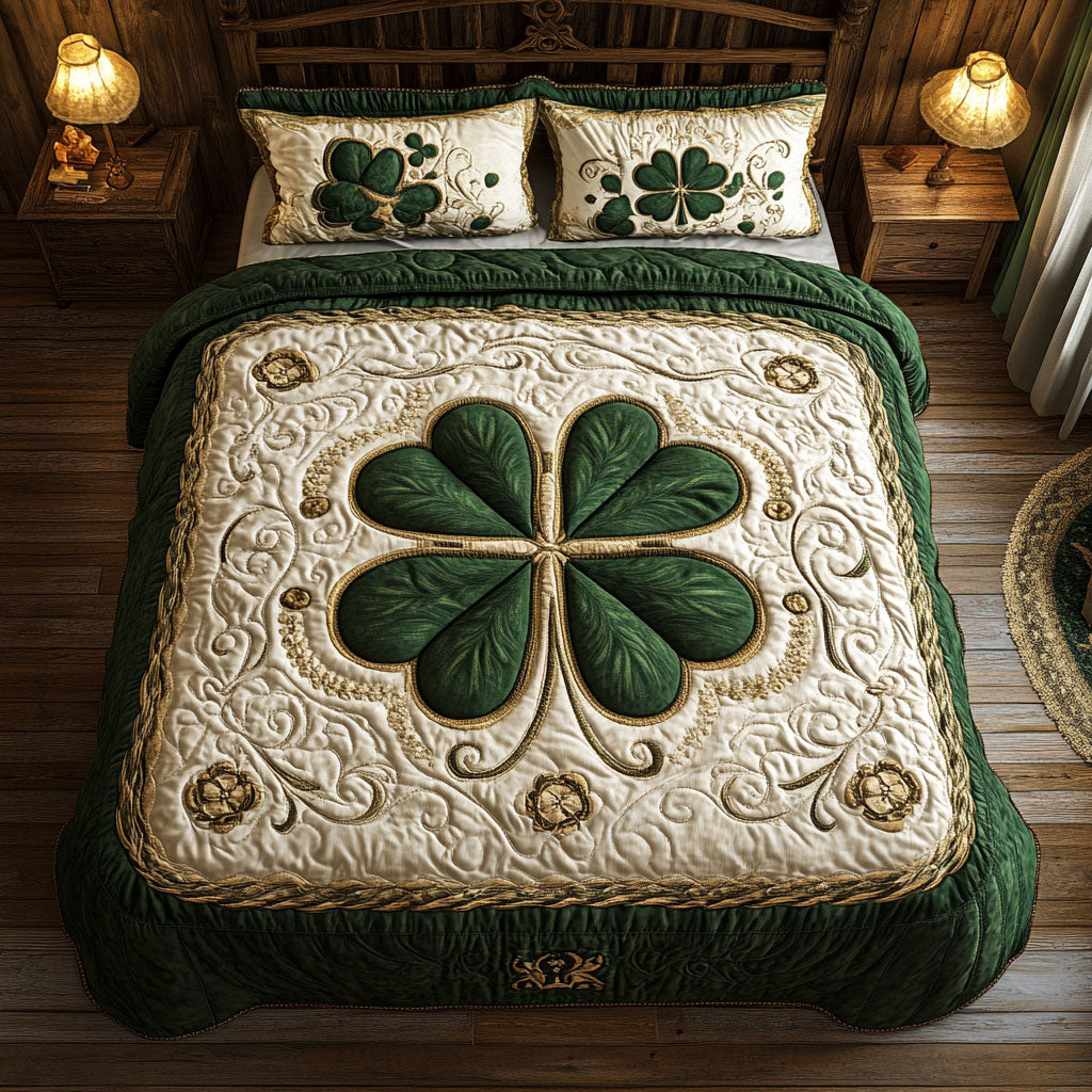 Lucky Clover WX1302483CL Quilted Bedding Set