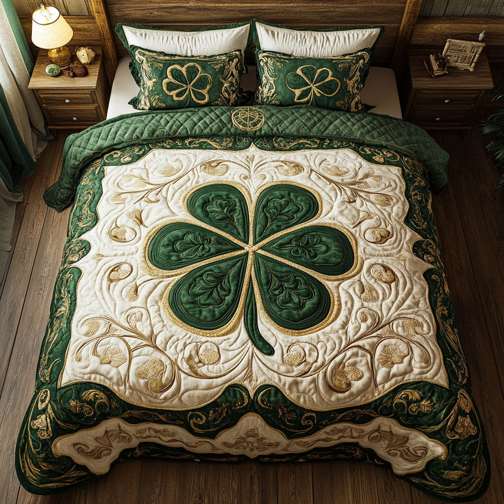 Lucky Clover WX1302485CL Quilted Bedding Set