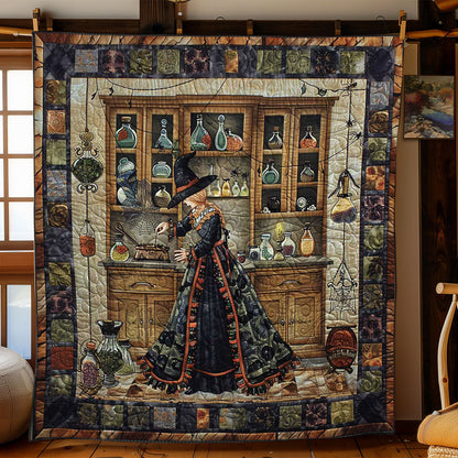 Witch’s Potion WN2808109CL Quilt Blanket