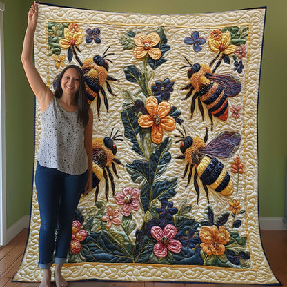 Hardworking Bees WO3107030CL Quilt Blanket