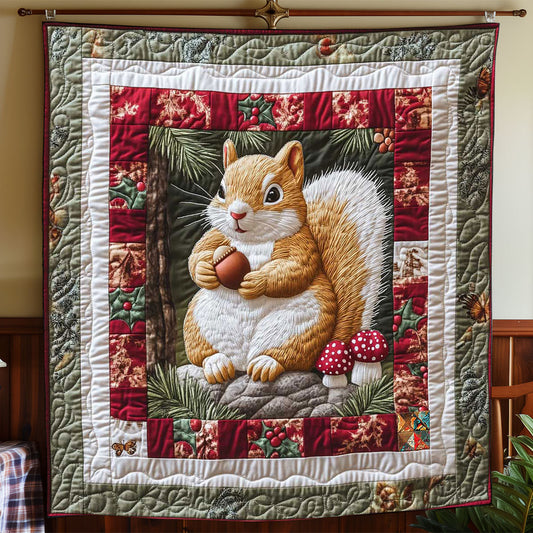 Adorable Squirl WP2112001CL Quilt Blanket