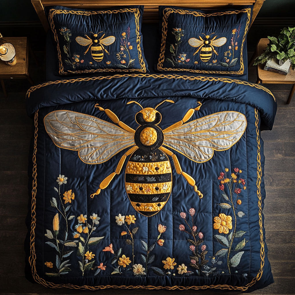 Bee Bloom WX0603005CL Quilted Bedding Set