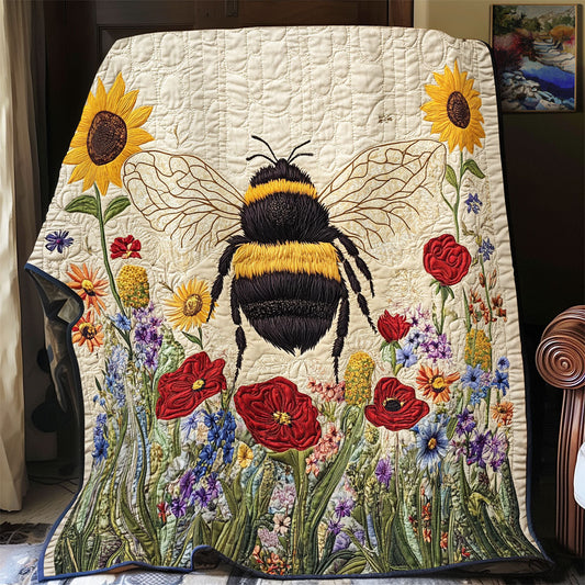 Bee’s Path Through Petals WU1203060CL Quilt Blanket